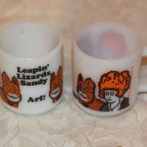 Vintage LOT OF 2 Little Orphan Annie and Dog Sandy Milk Glass coffee Cup 1970's